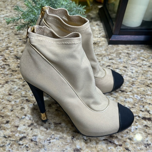 Chanel Black Gold Beige Mesh Satin CC Interlocking Cap Toe Ankle Booties 38.5 - Picture 3 of 14
